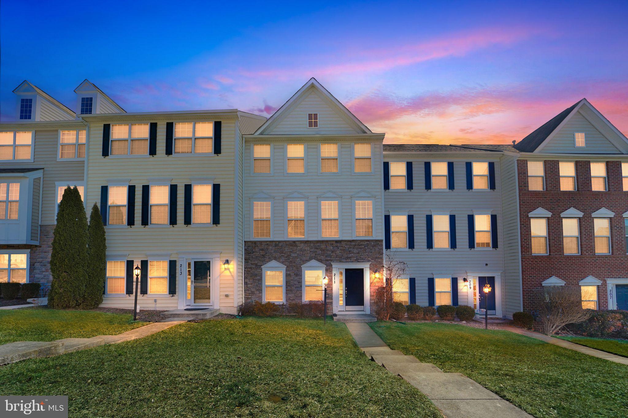 BRINKLEY MANOR - Residential