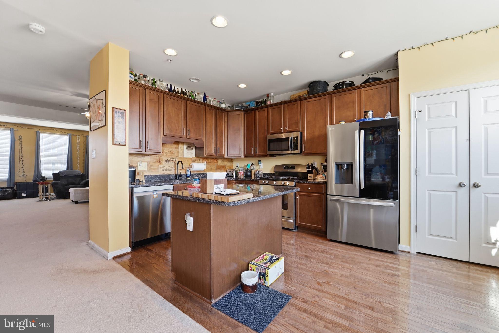 BRINKLEY MANOR - Residential