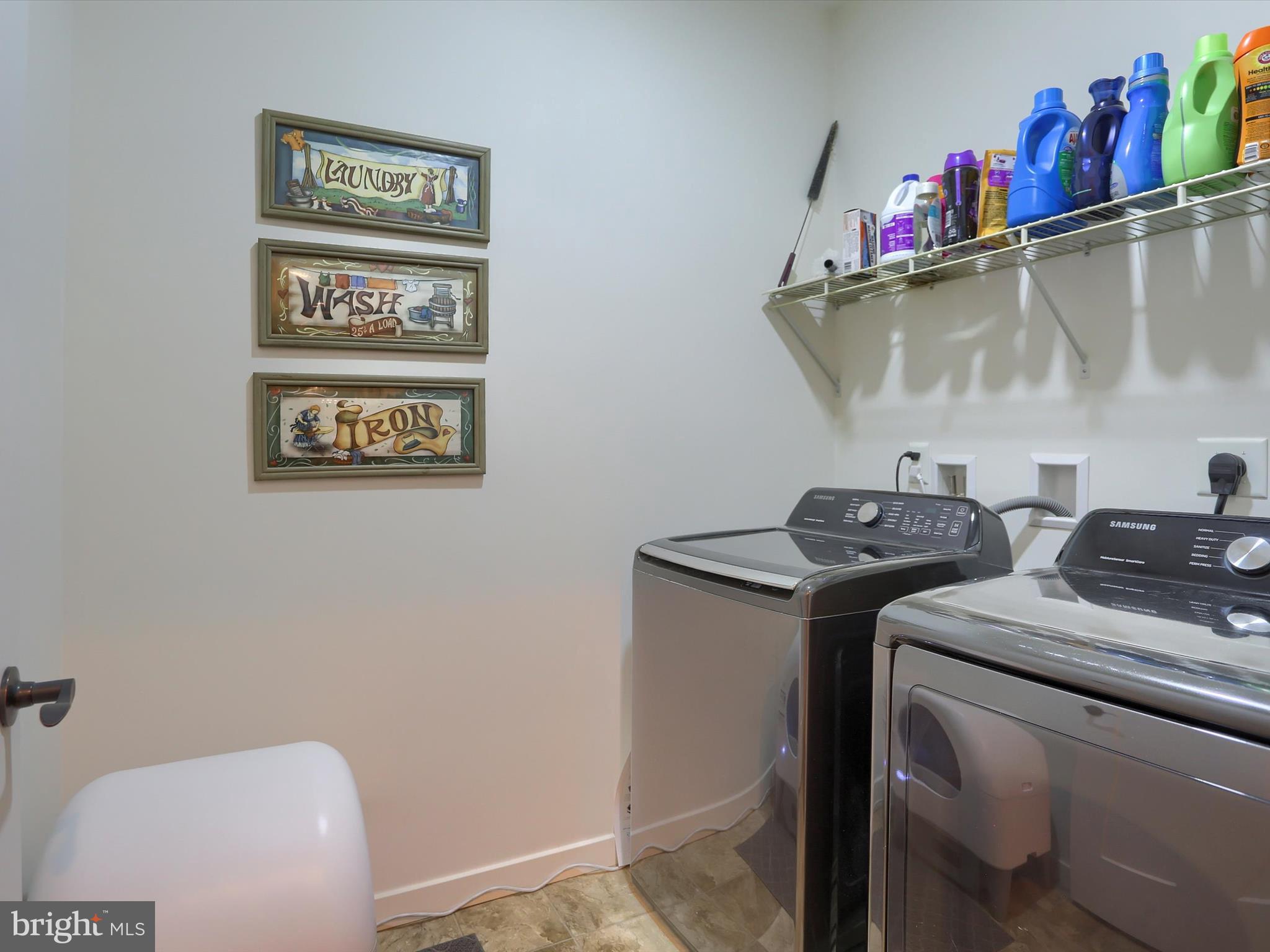 MEADOWSGREEN - Residential