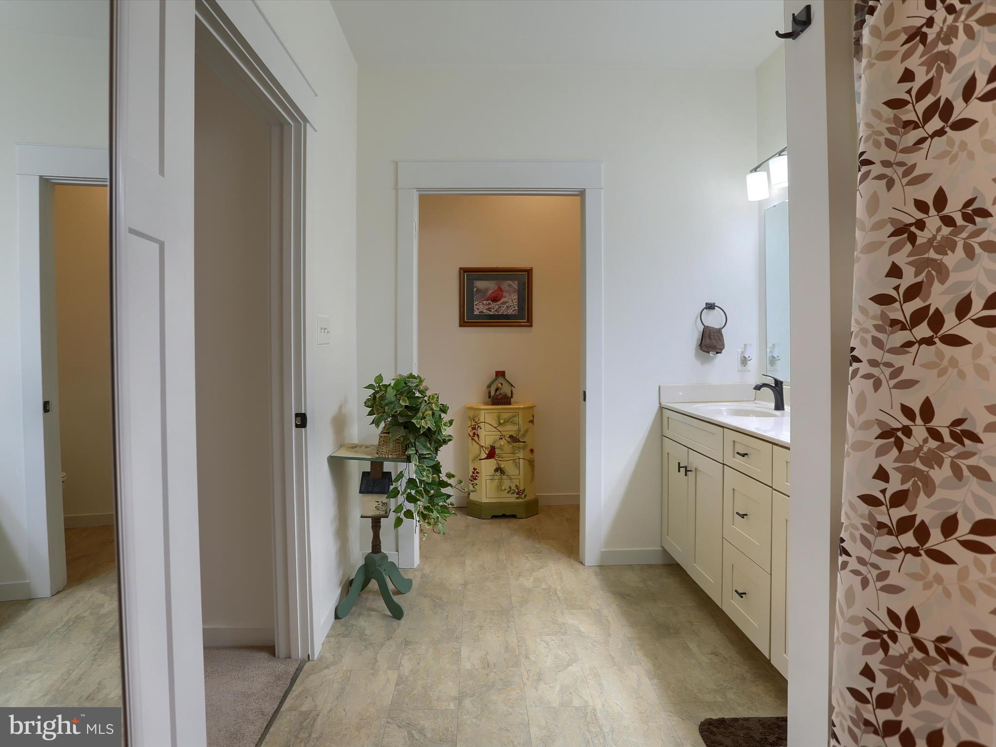 MEADOWSGREEN - Residential