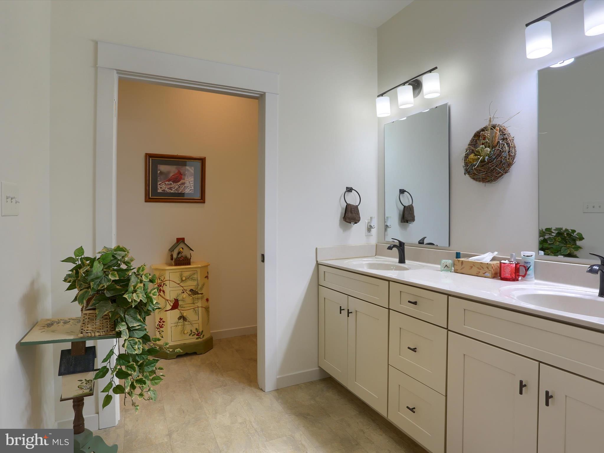 MEADOWSGREEN - Residential