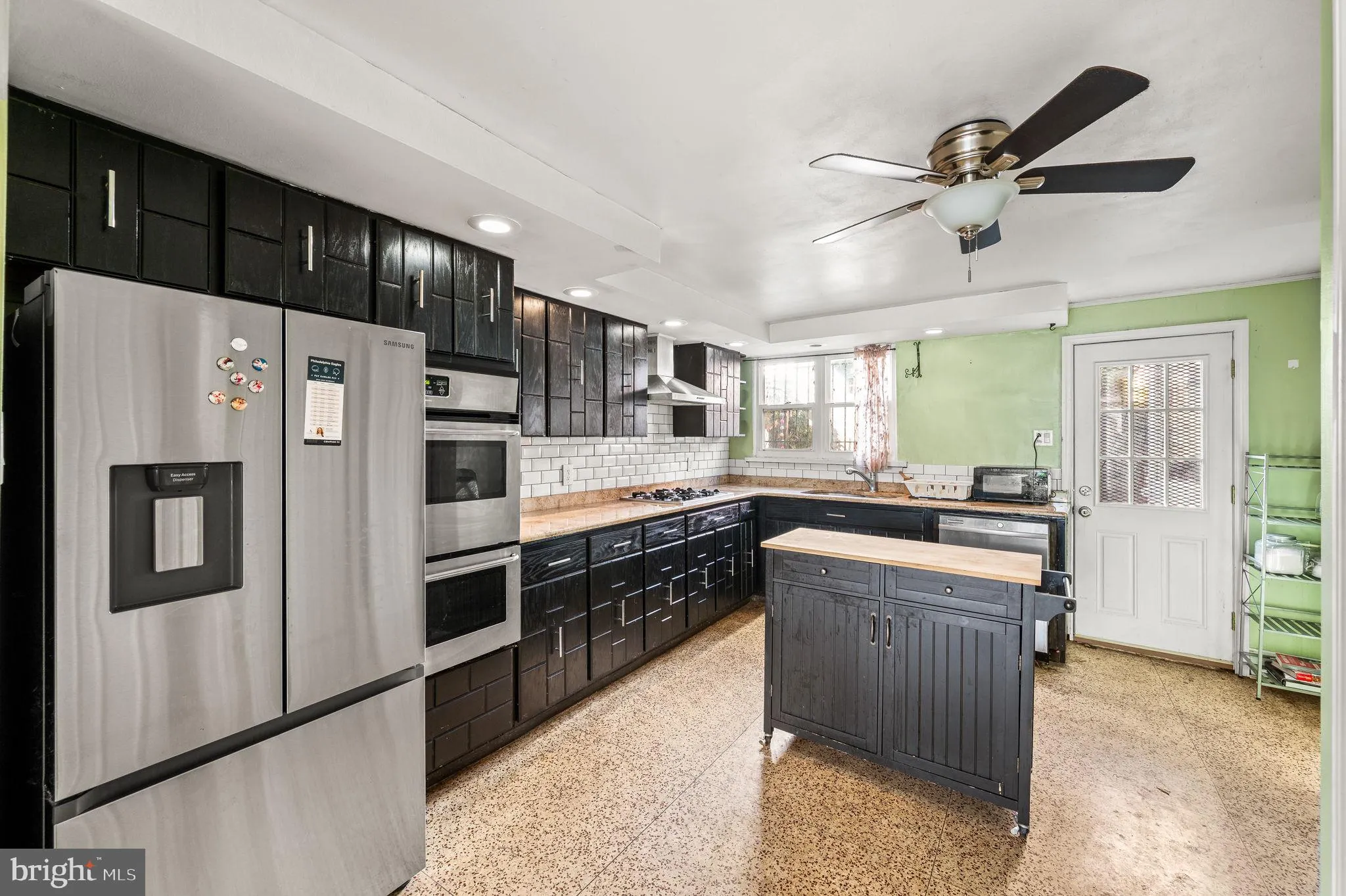 Philadelphia, Pennsylvania 19148, United States, 3 Bedrooms Bedrooms, ,2 BathroomsBathrooms,Residential,Contingent,37039