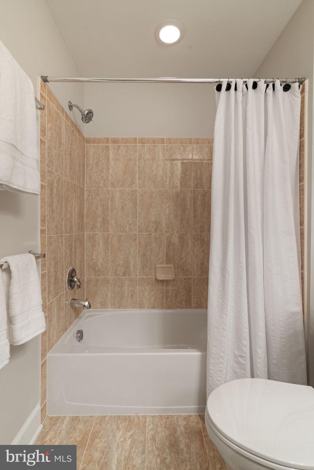 POTOMAC GREEN - Residential