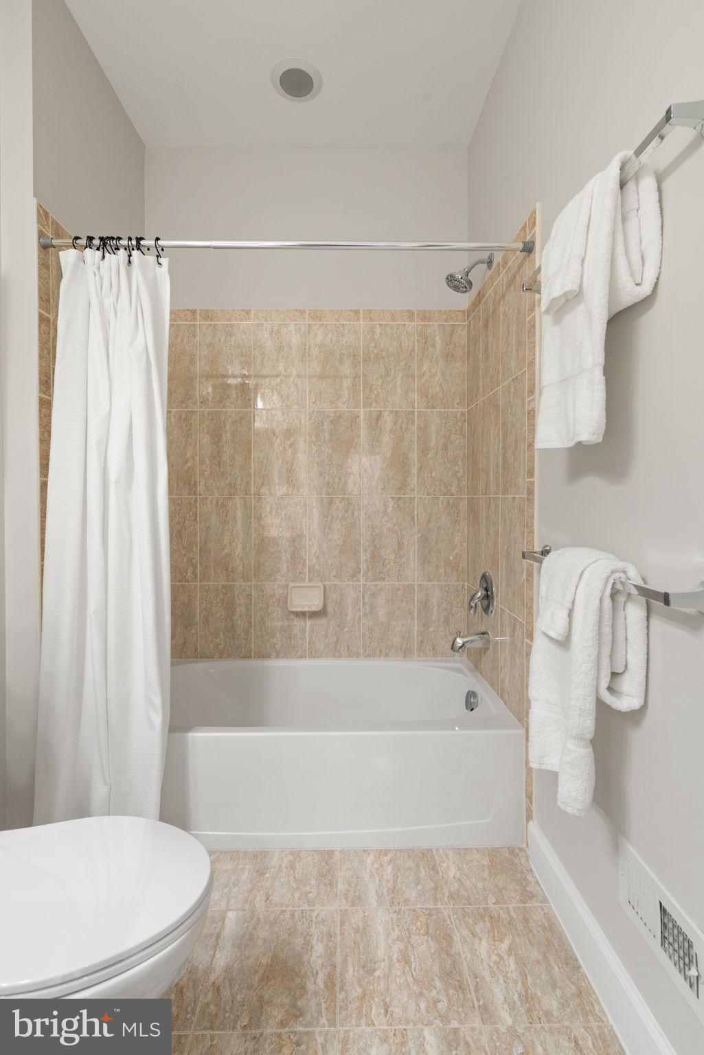 POTOMAC GREEN - Residential