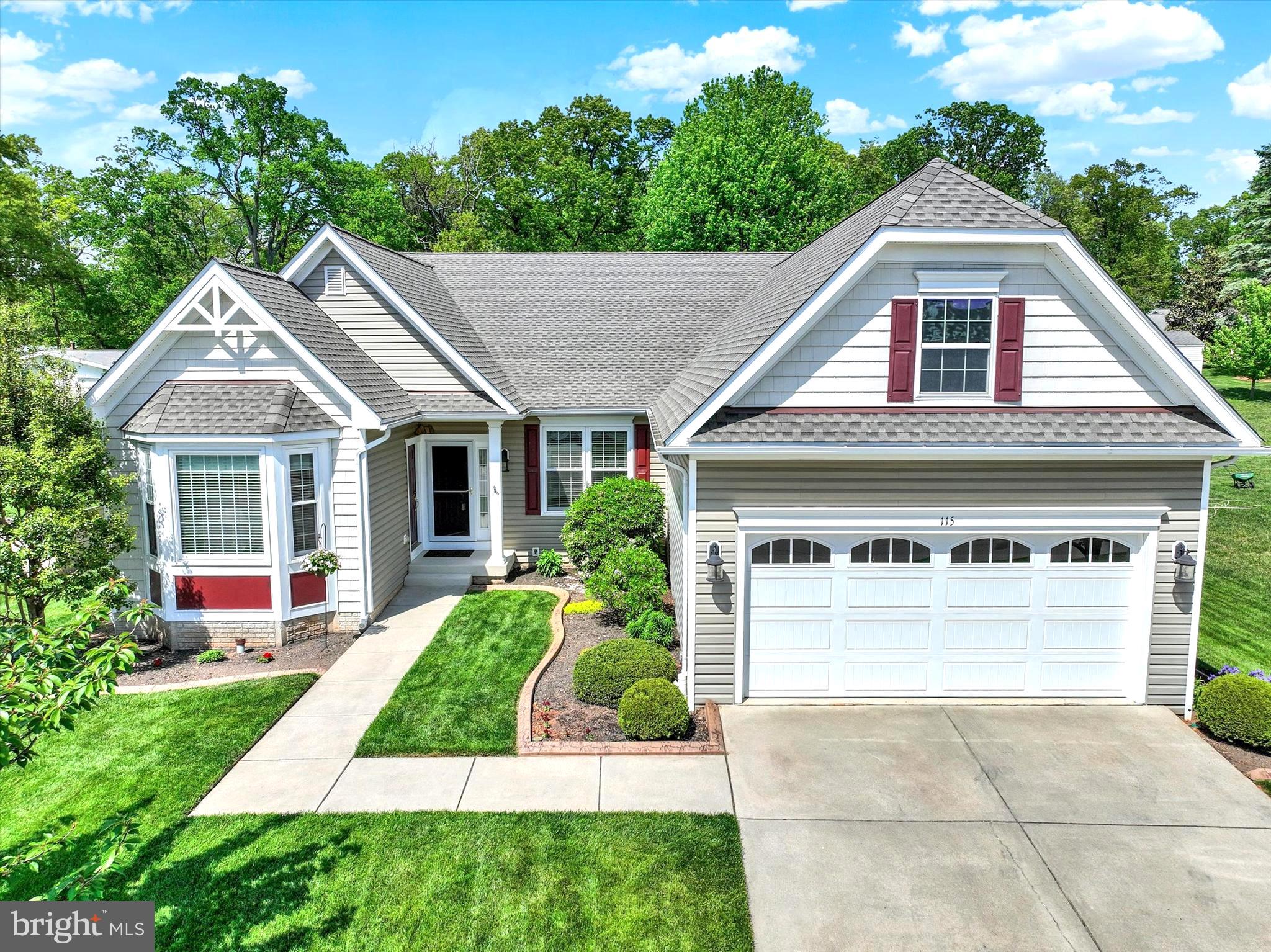 115 VISTA LOOP