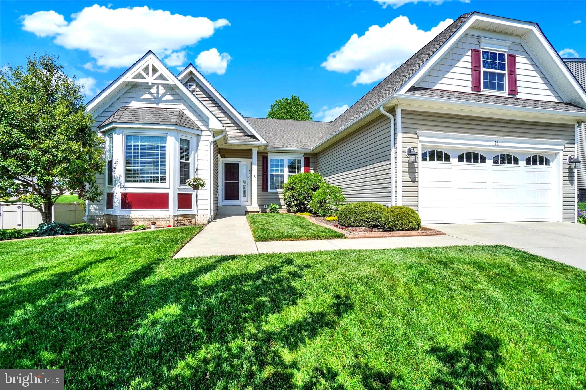 115 VISTA LOOP