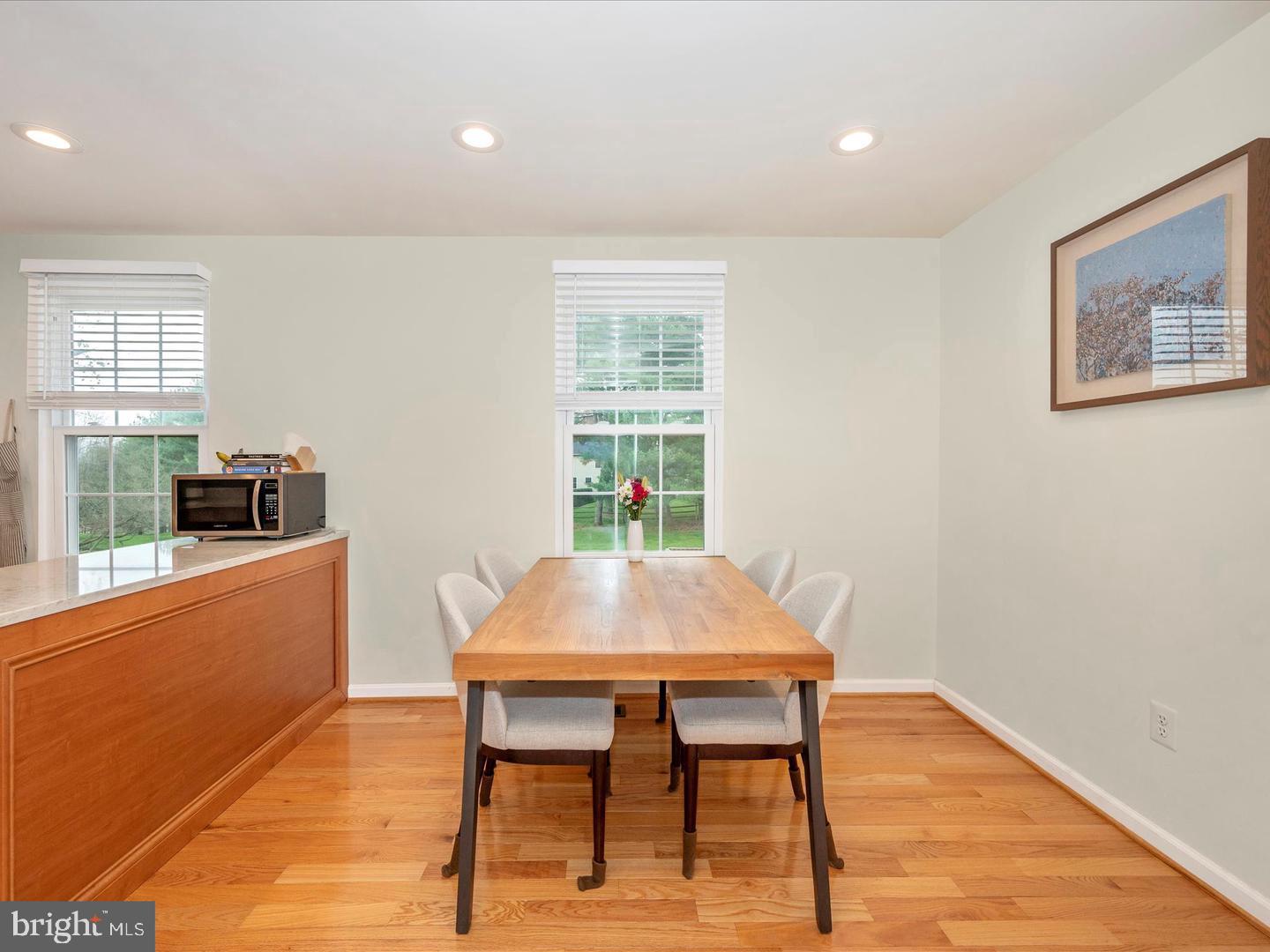 DERWOOD STATION - Residential Lease