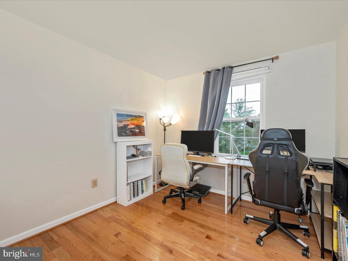 DERWOOD STATION - Residential Lease