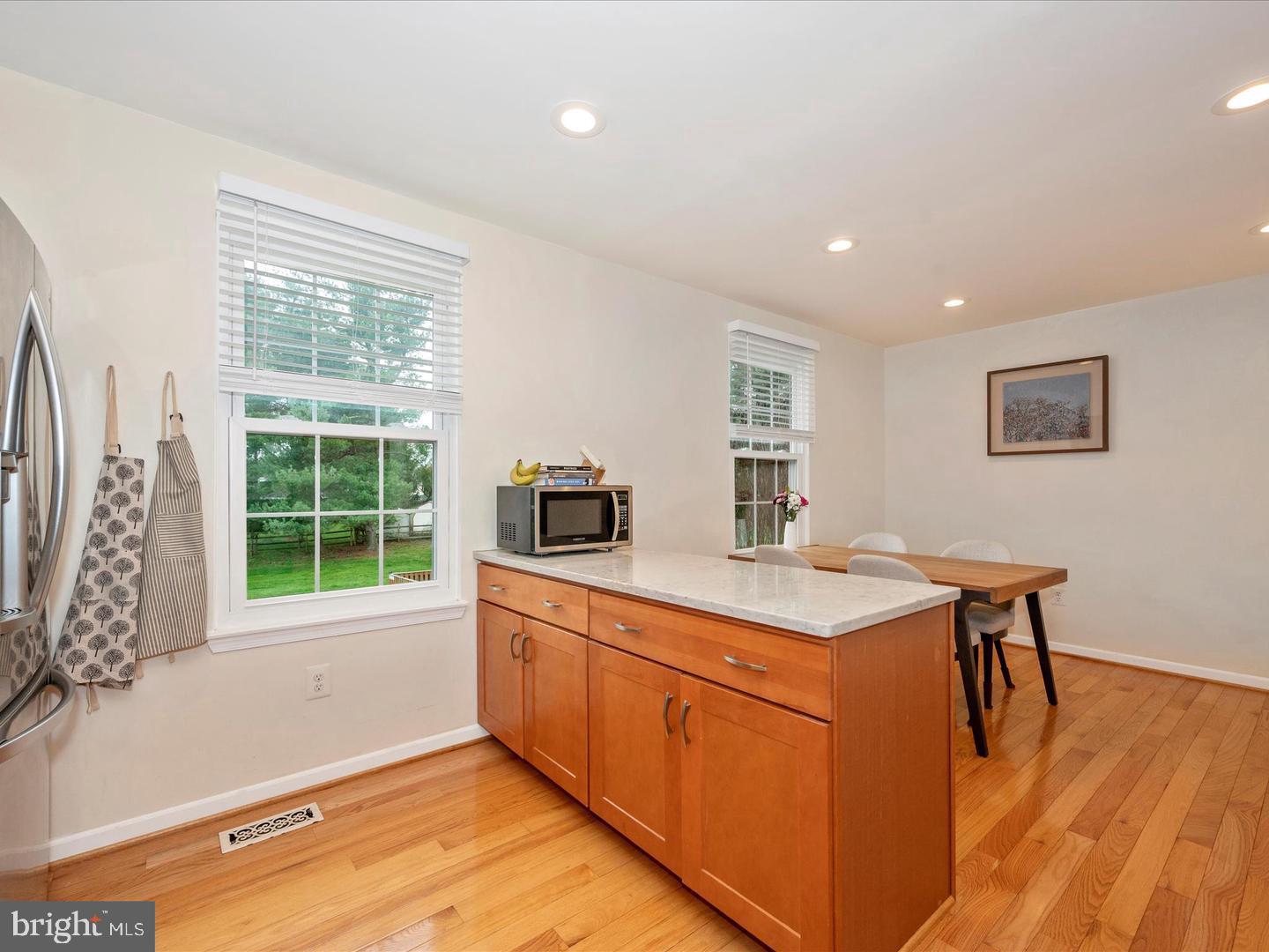 DERWOOD STATION - Residential Lease