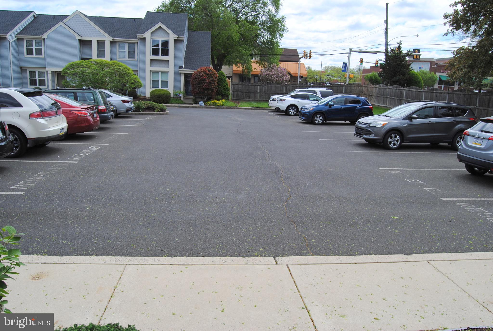 BRIARWOOD - Residential