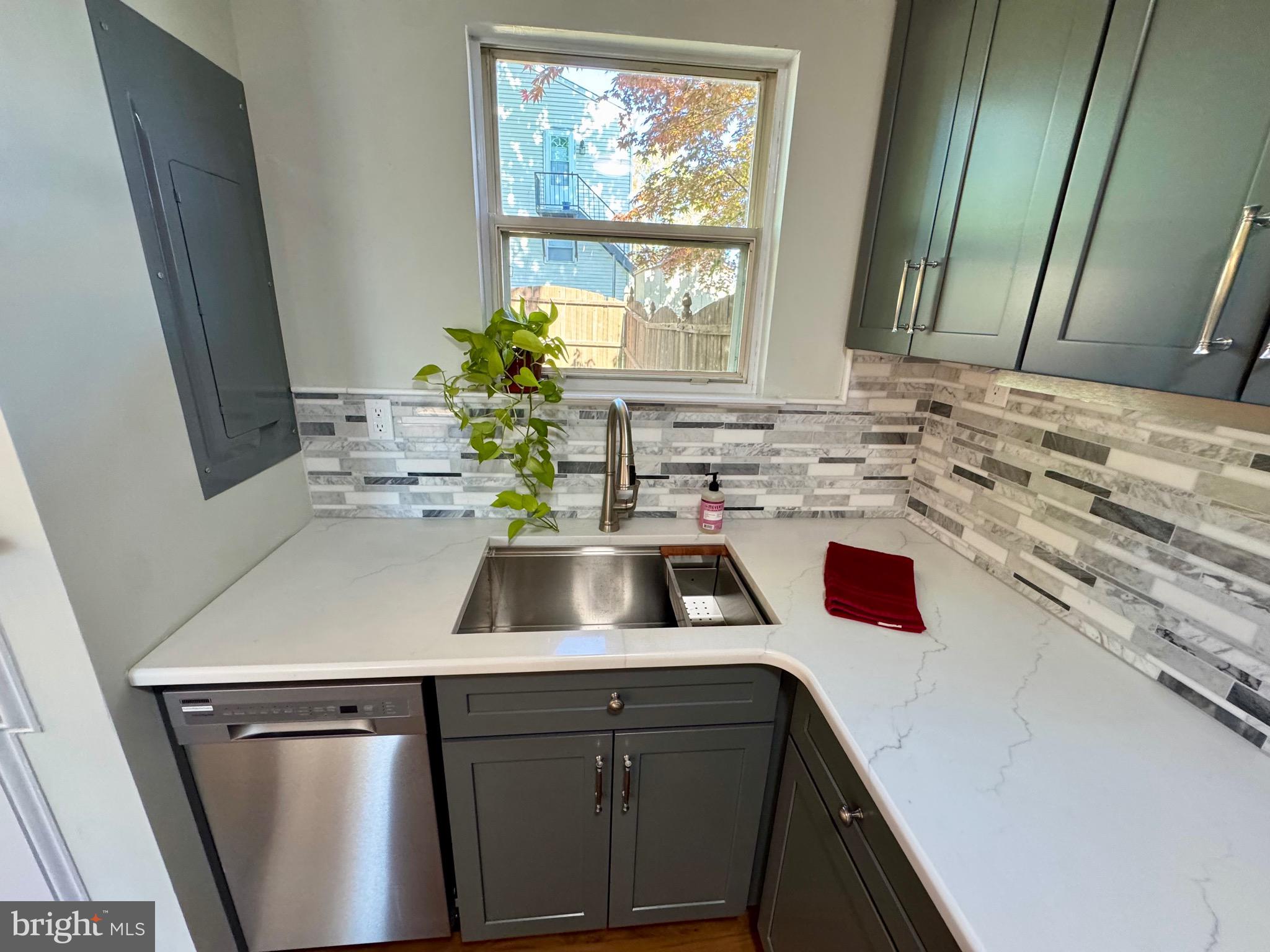 BRIARWOOD - Residential