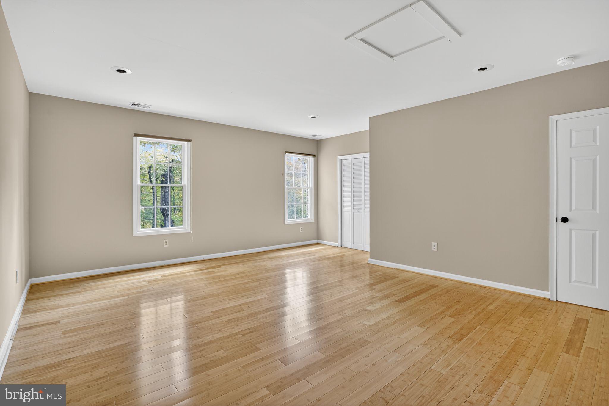 RIVERVIEW ESTATES - Residential