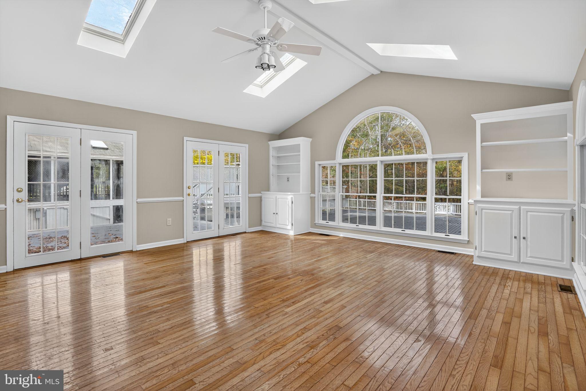 RIVERVIEW ESTATES - Residential