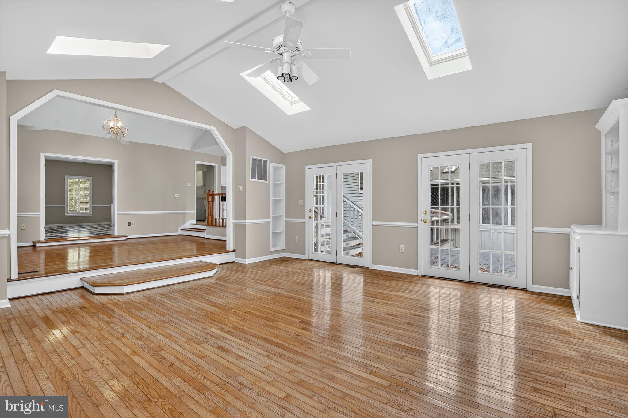 RIVERVIEW ESTATES - Residential