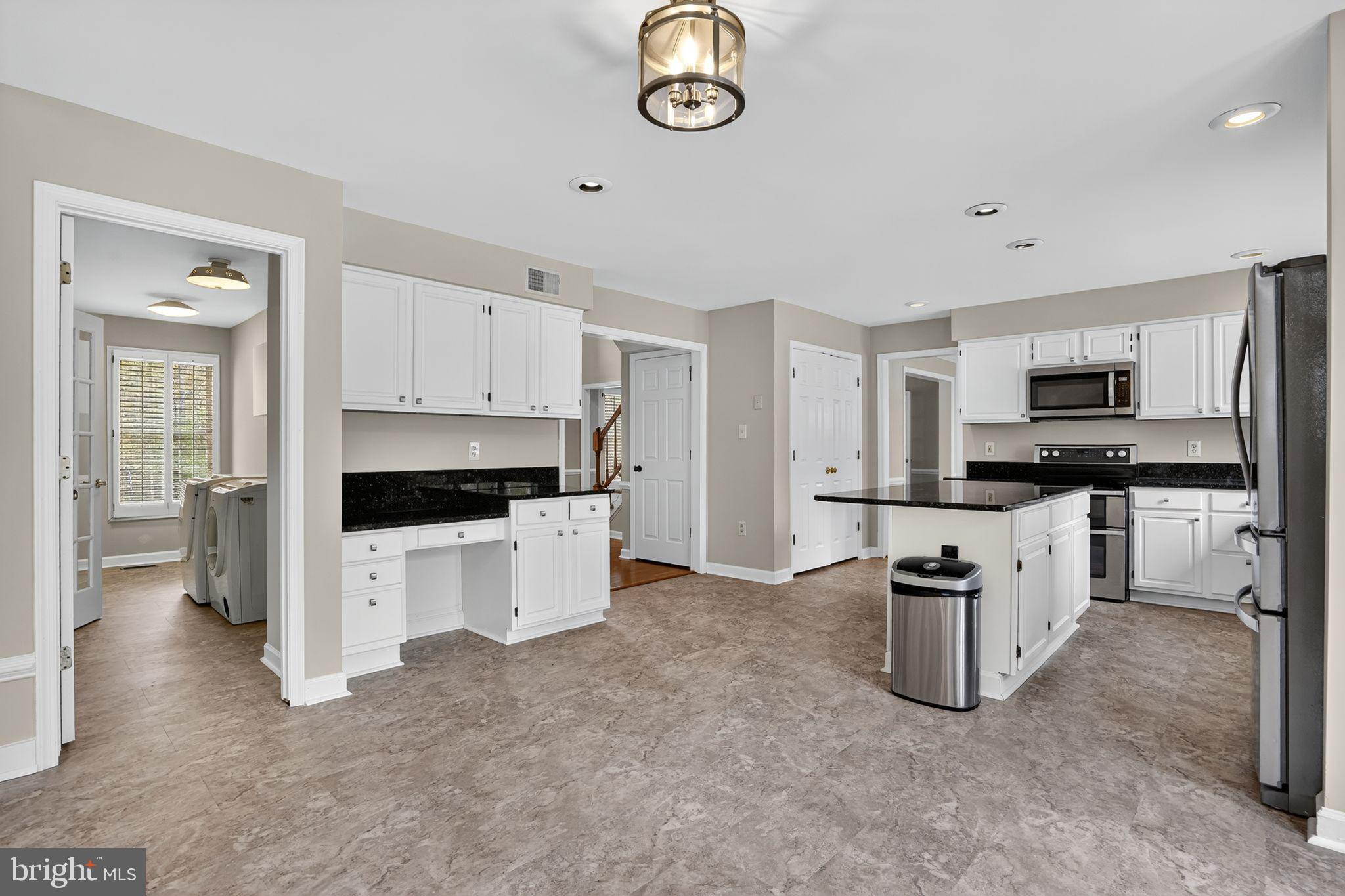 RIVERVIEW ESTATES - Residential