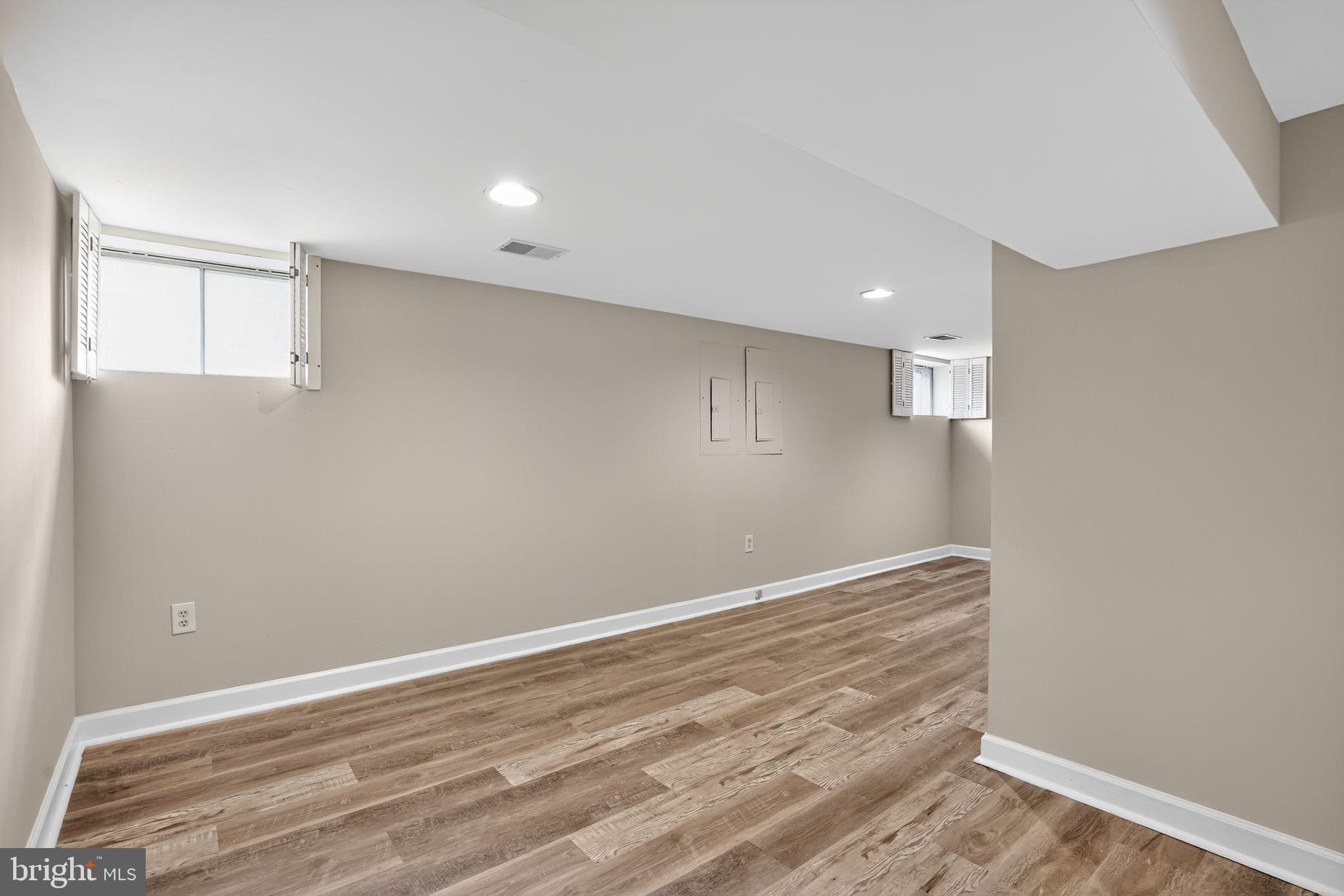 RIVERVIEW ESTATES - Residential