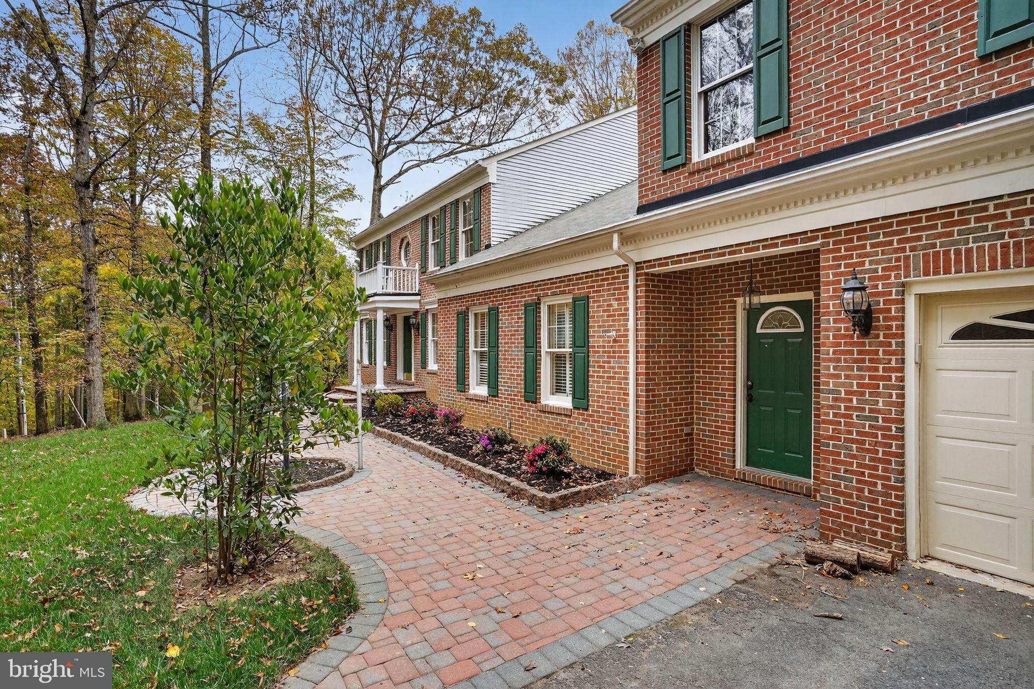 RIVERVIEW ESTATES - Residential