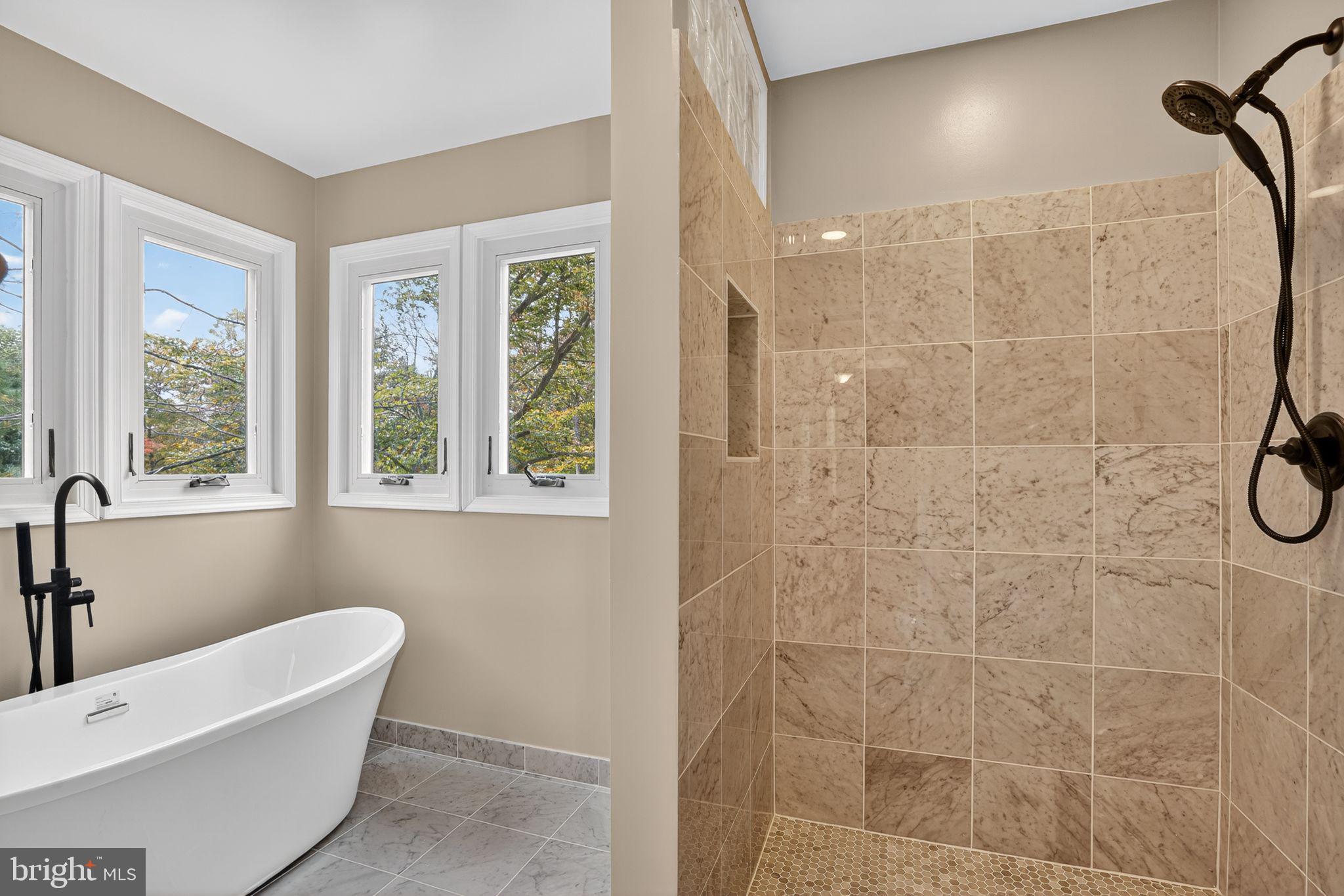 RIVERVIEW ESTATES - Residential