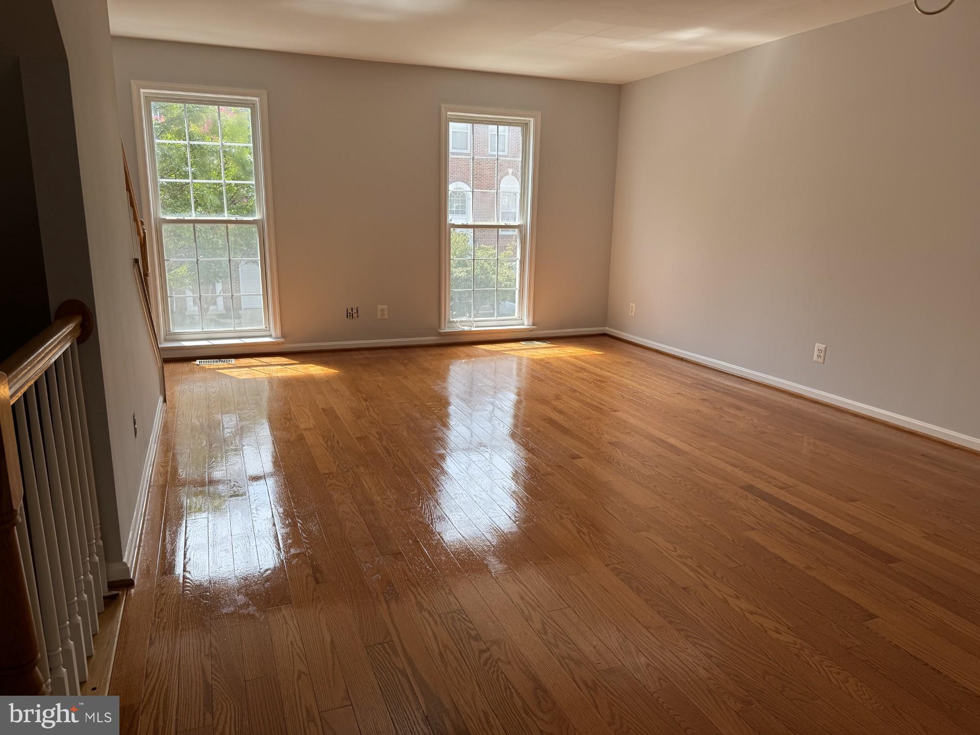 OAKMILL - Residential Lease