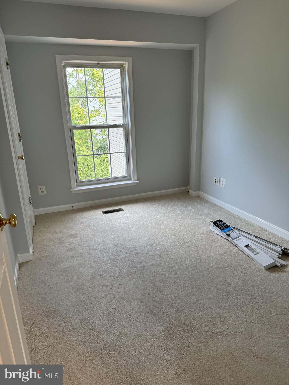 OAKMILL - Residential Lease