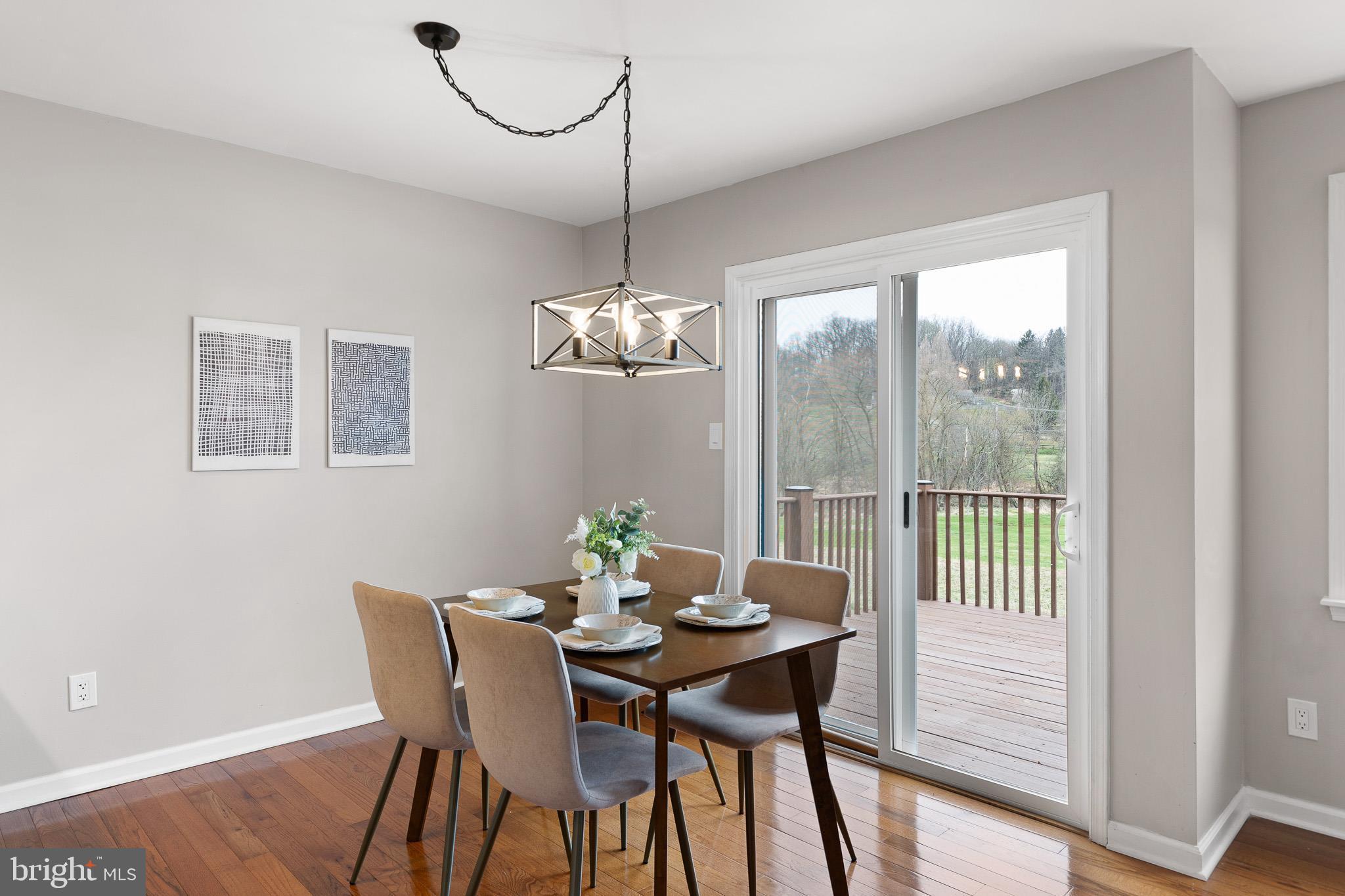 TWIN HILLS - Residential