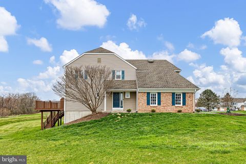 Photo of 719 Jacques Circle, CHESTER SPRINGS, PA 19425 (MLS # PACT2120230)