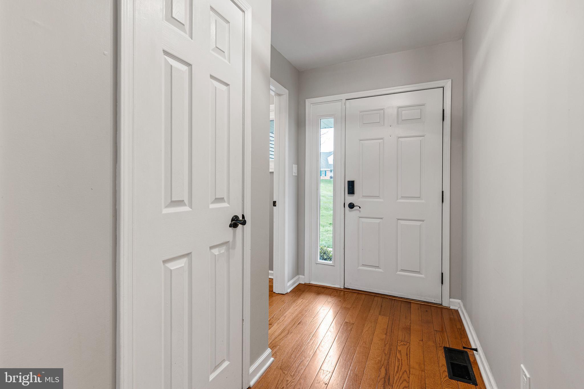 TWIN HILLS - Residential