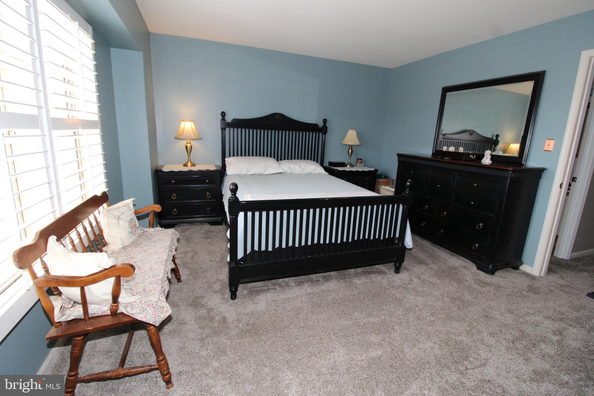 POINT OF WOODS - Residential