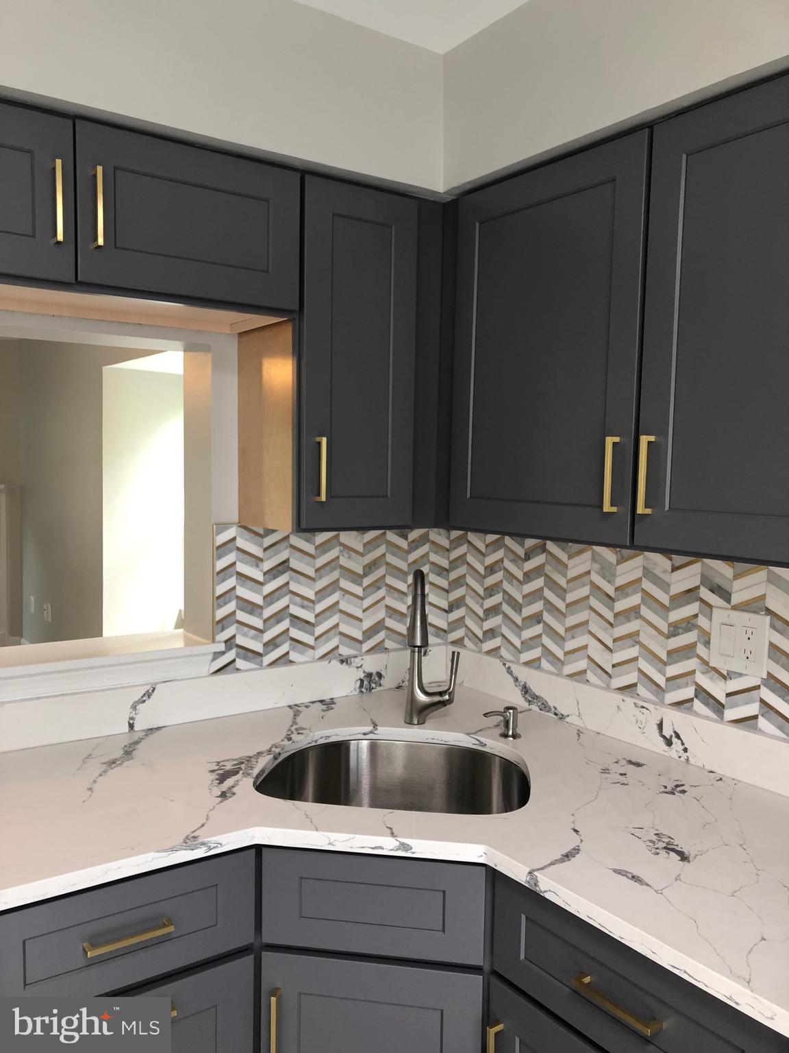 KINGS CONTRIVANCE - Residential Lease