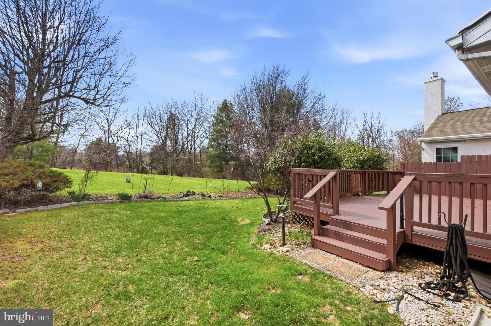 MEADOW VIEW ESTS - Residential