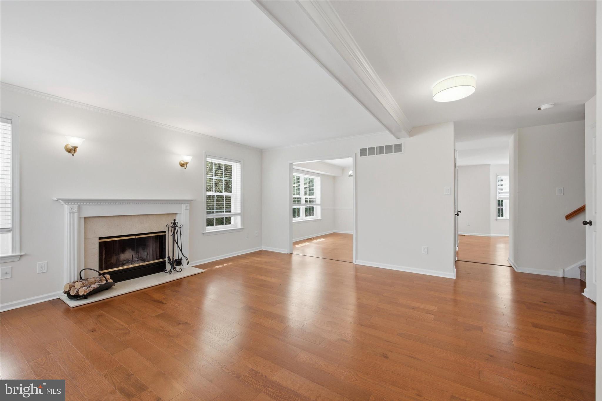 MEADOW VIEW ESTS - Residential