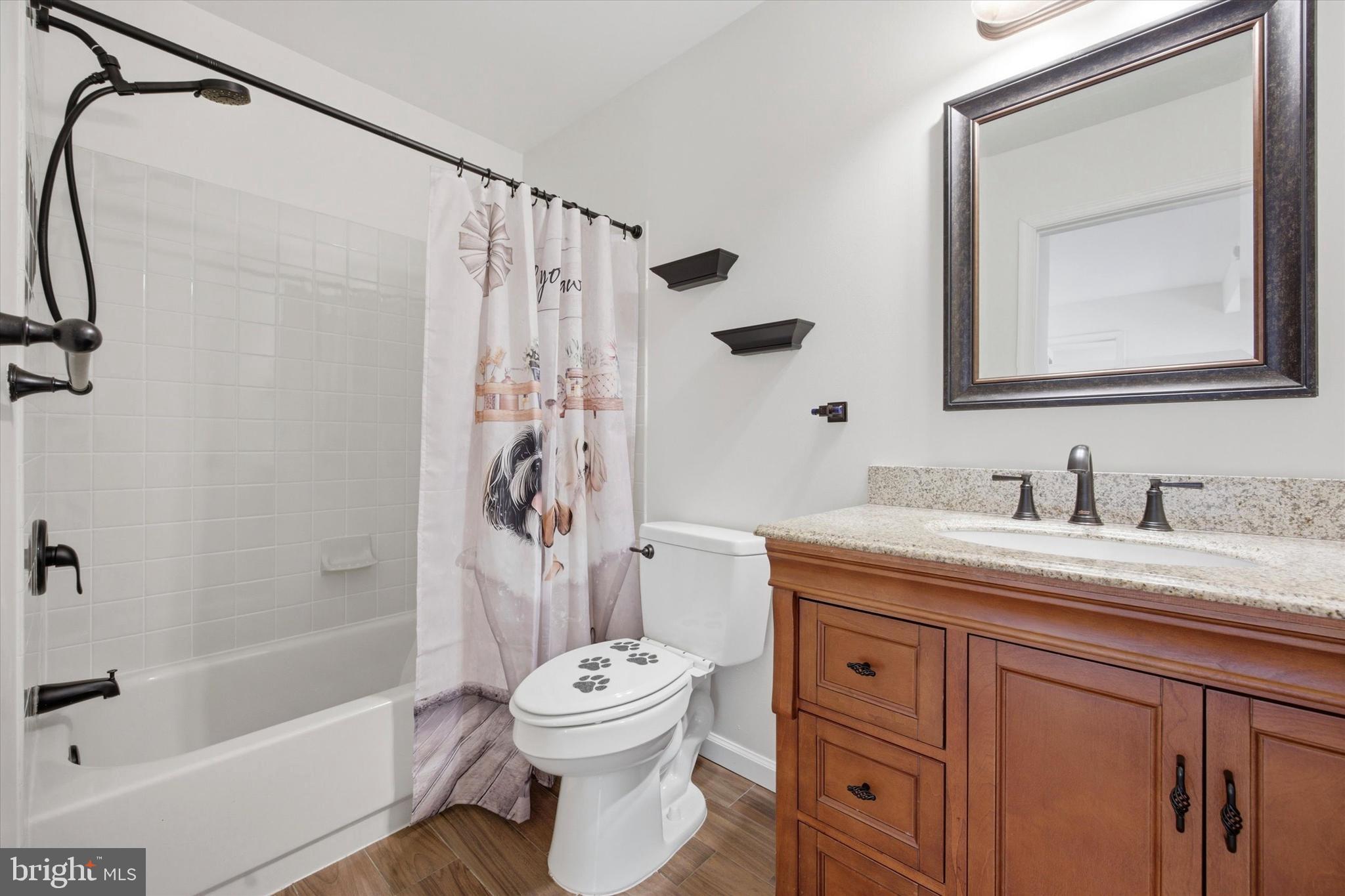 MEADOW VIEW ESTS - Residential