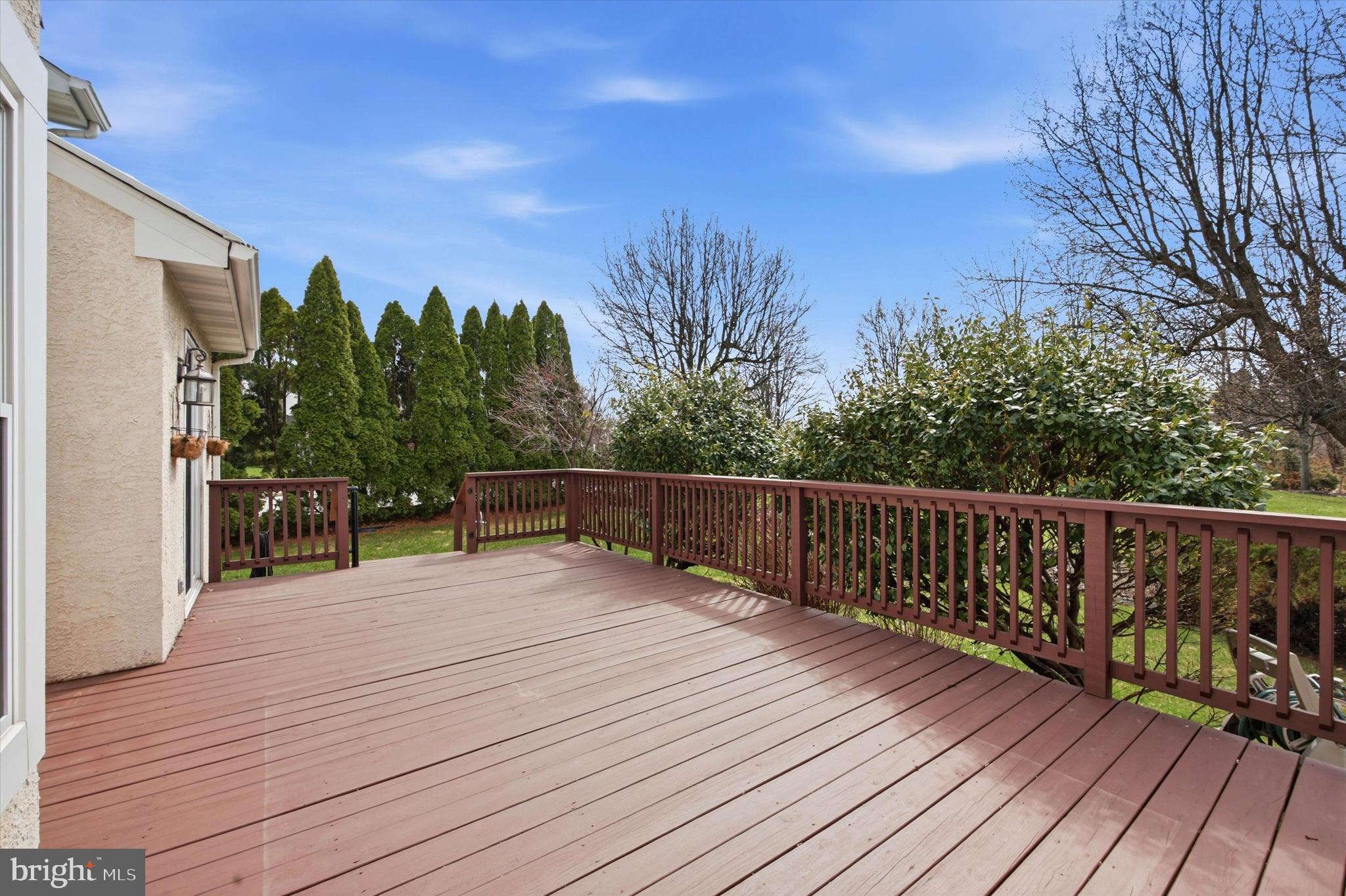 MEADOW VIEW ESTS - Residential