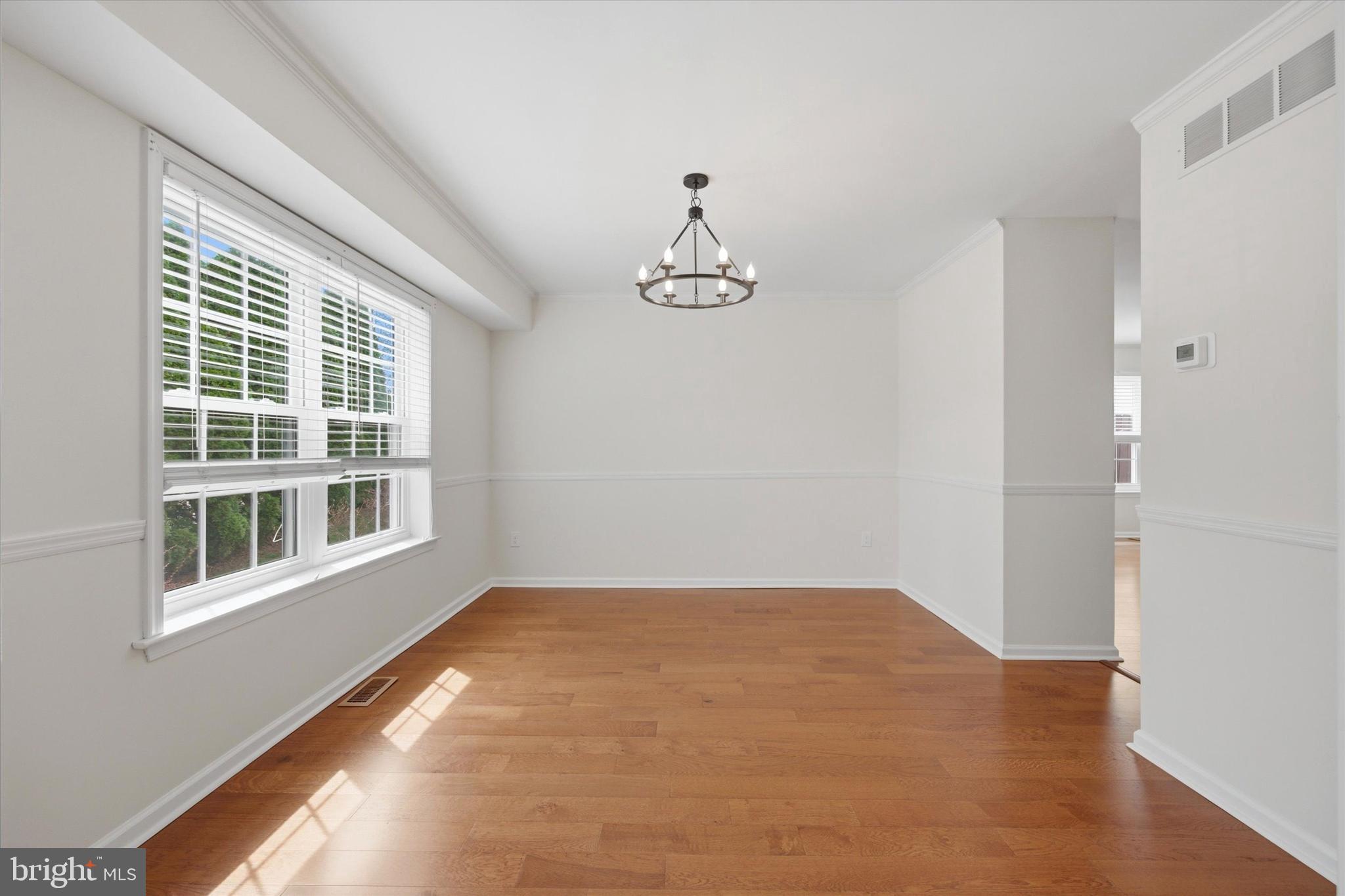 MEADOW VIEW ESTS - Residential