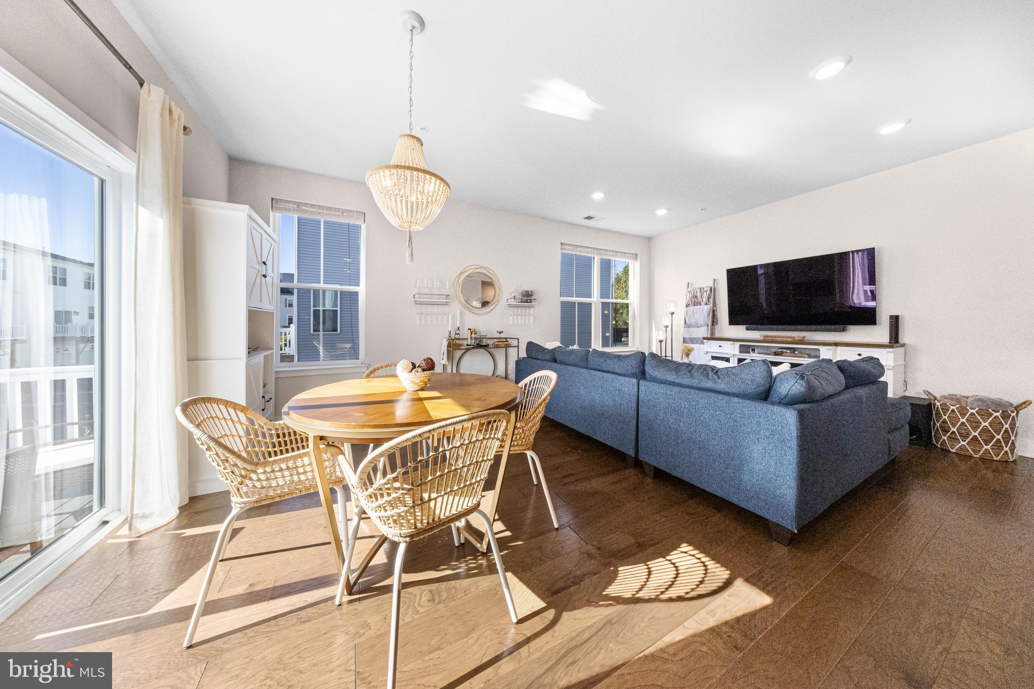 STEELPOINTE - Residential Lease