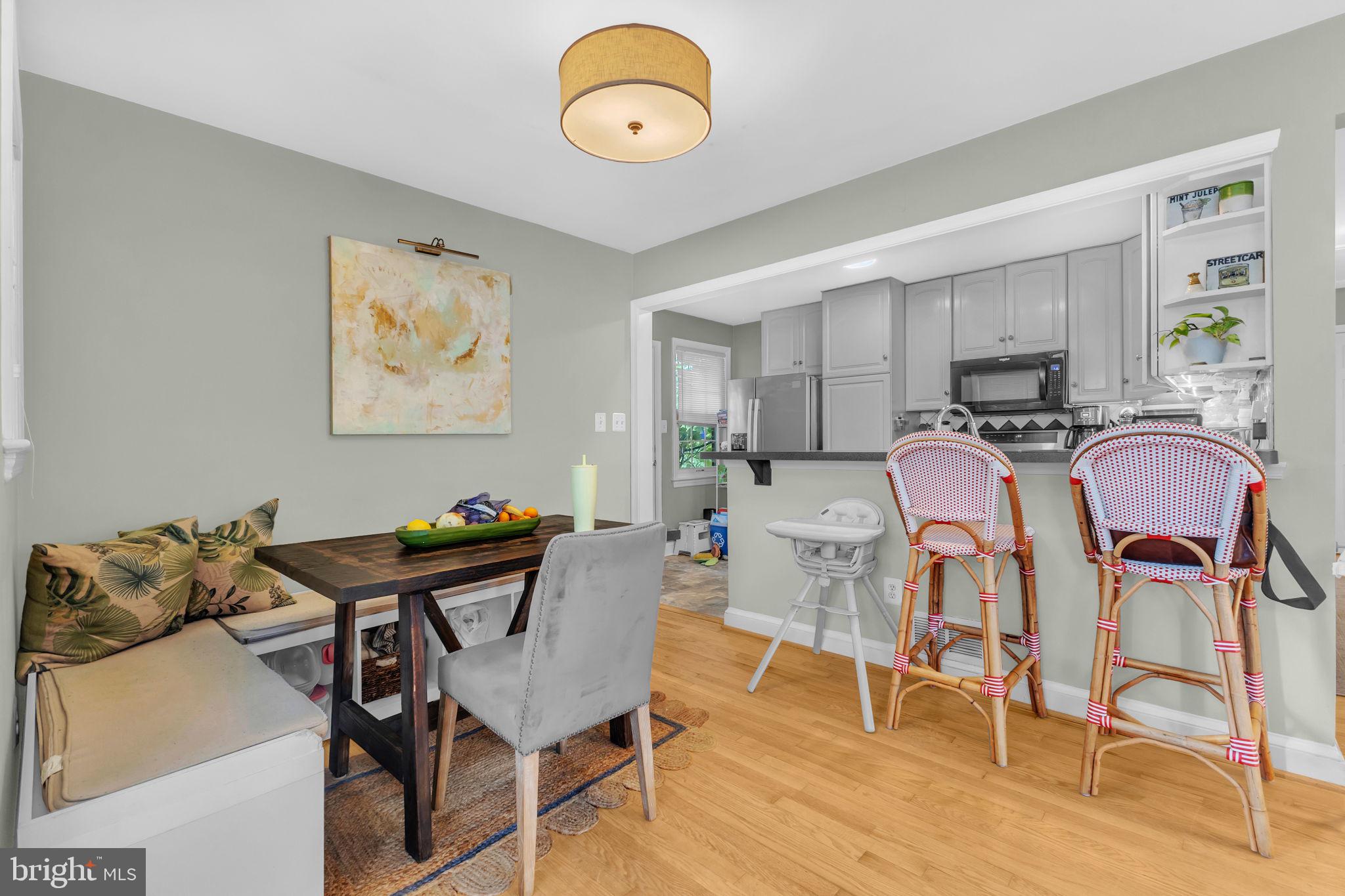 ARLINGTON HEIGHTS - Residential Lease