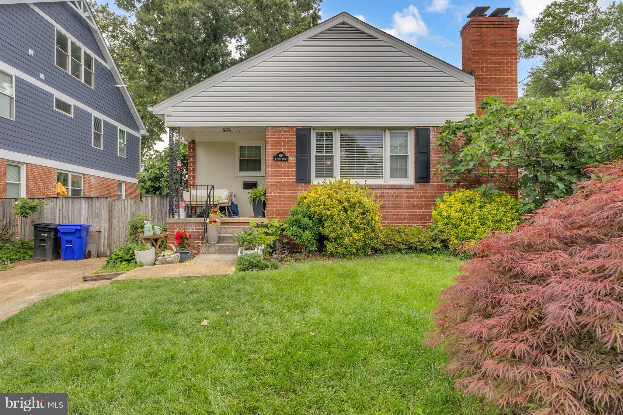 ARLINGTON HEIGHTS - Residential Lease