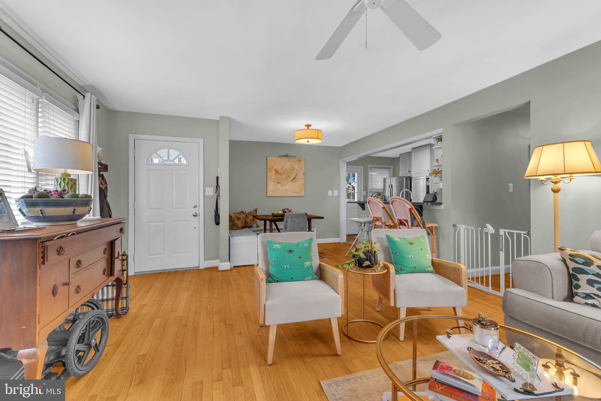 ARLINGTON HEIGHTS - Residential Lease