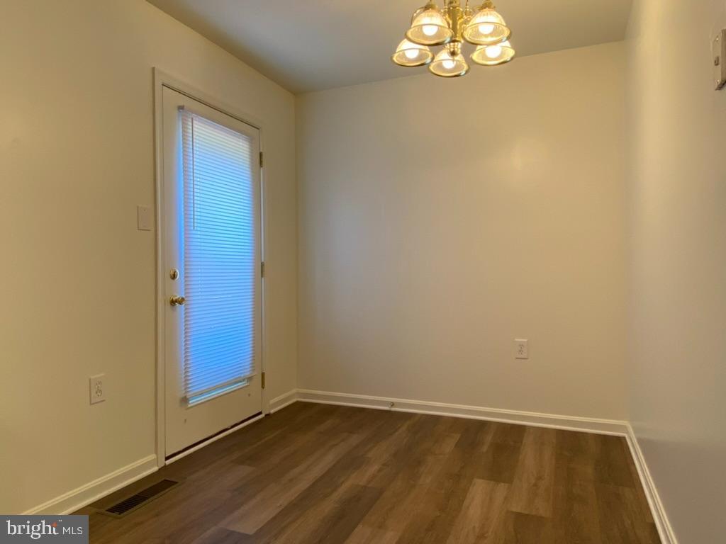 HAMMONDS MILL - Residential Lease