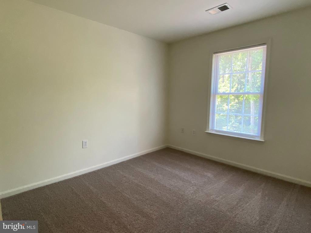 HAMMONDS MILL - Residential Lease