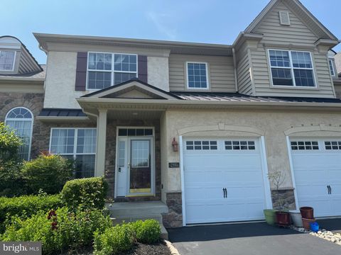 Townhouse For Rent - 2396 Rosemont Terrace<br/> Bucks County, FURLONG, PA 18925
