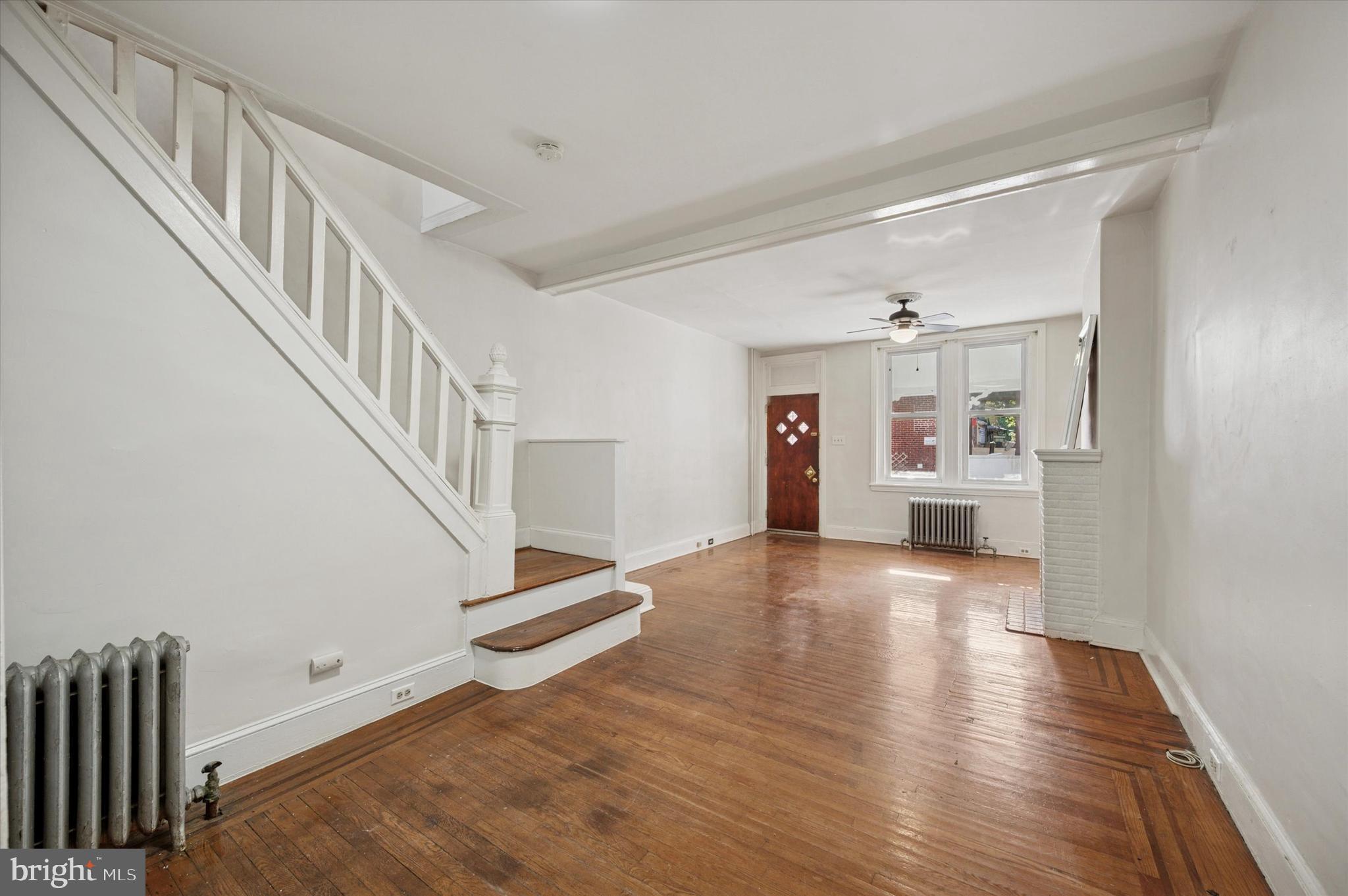 EAST FALLS - Residential