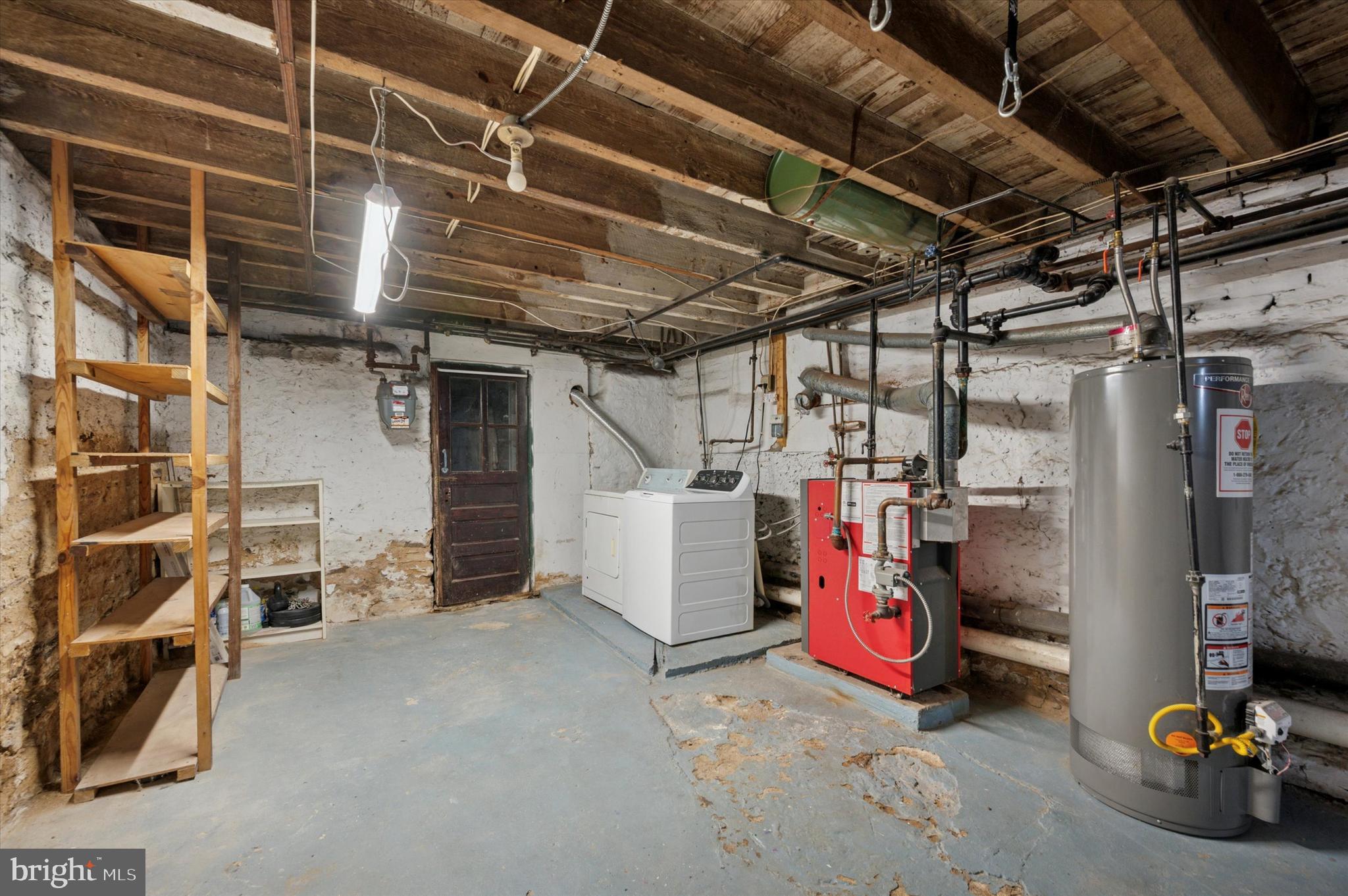 EAST FALLS - Residential