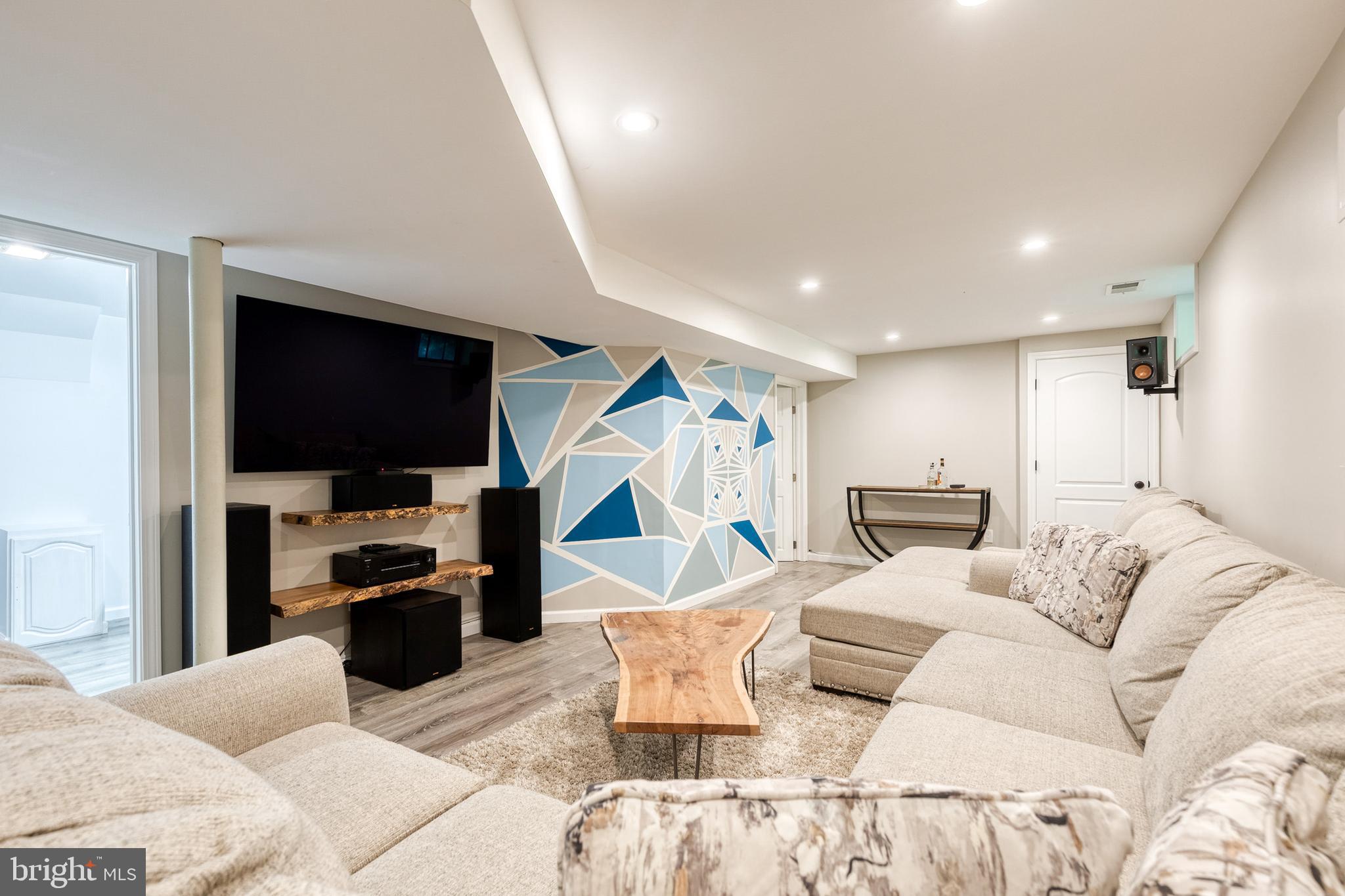 GOLF PARK ACRES - Residential