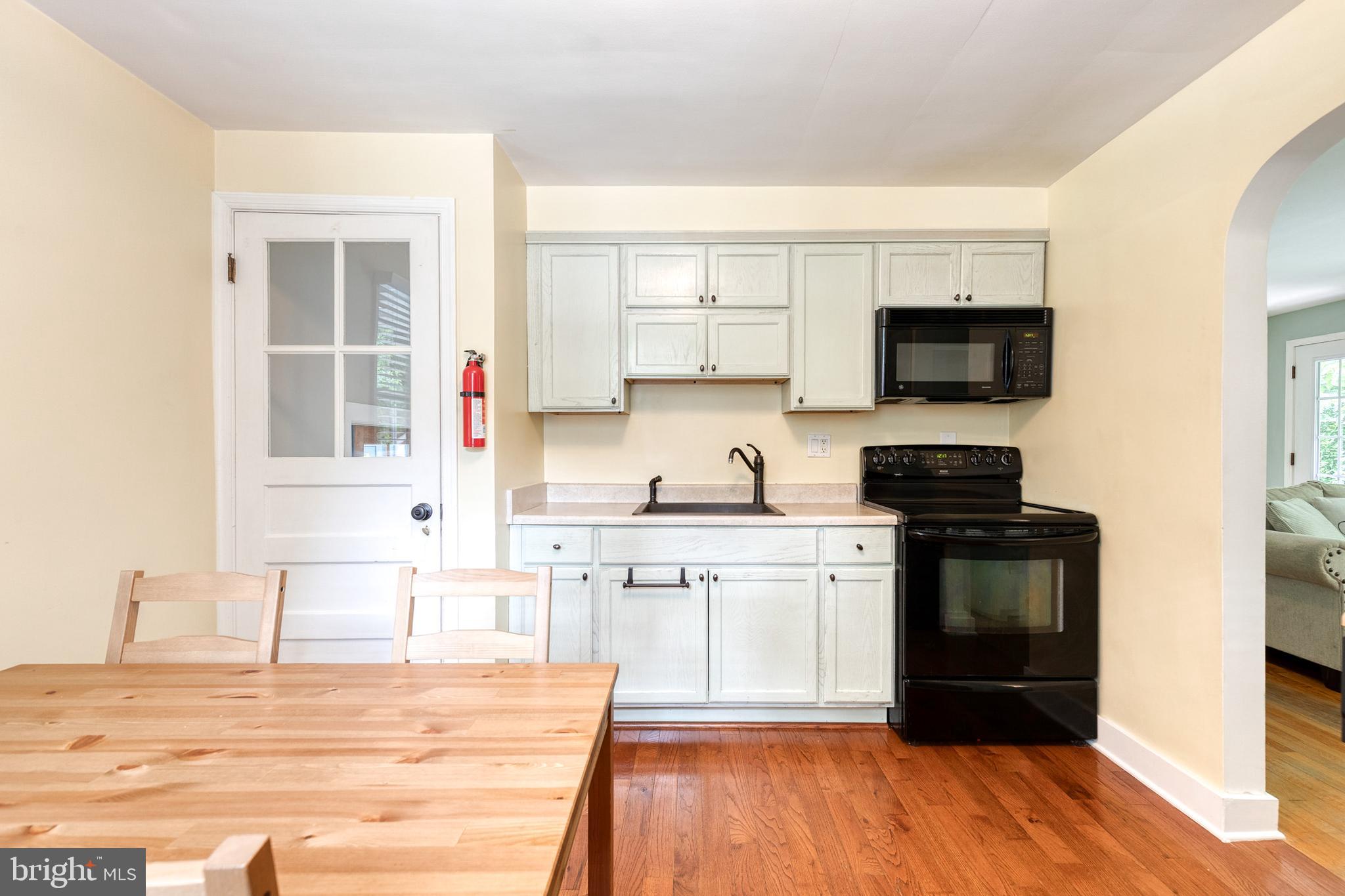 GOLF PARK ACRES - Residential