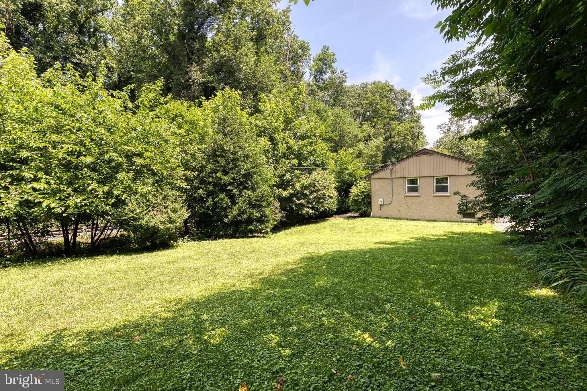 GOLF PARK ACRES - Residential