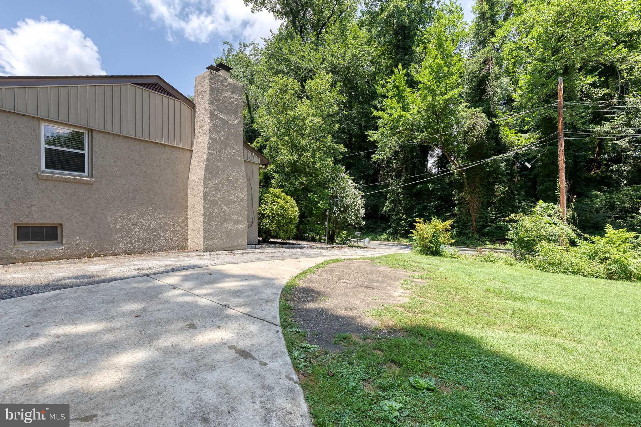 GOLF PARK ACRES - Residential