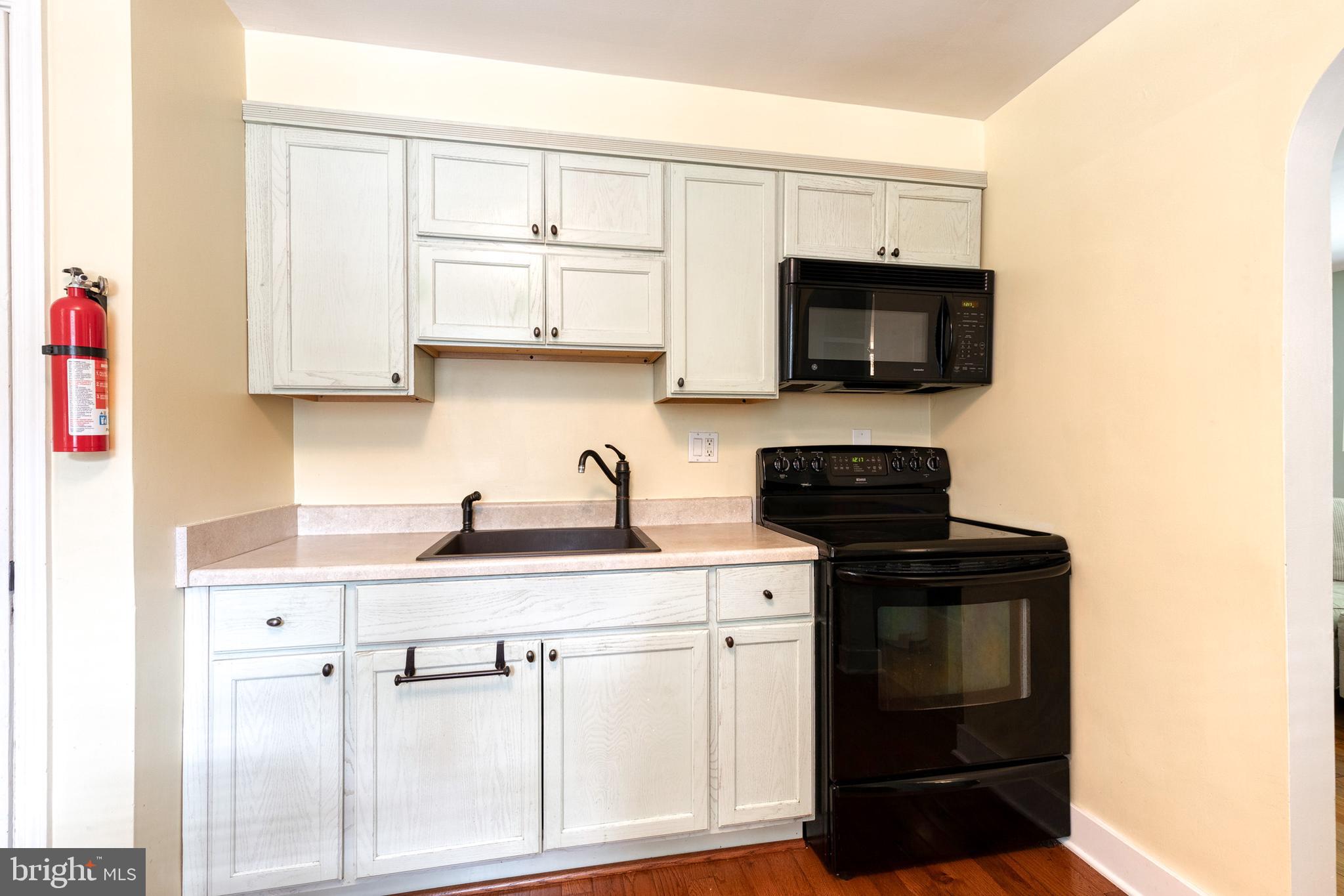 GOLF PARK ACRES - Residential