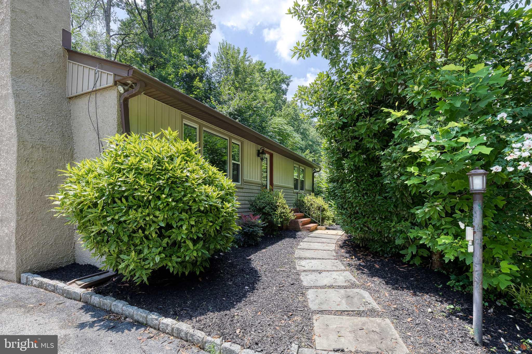 5447 VALLEY ROAD