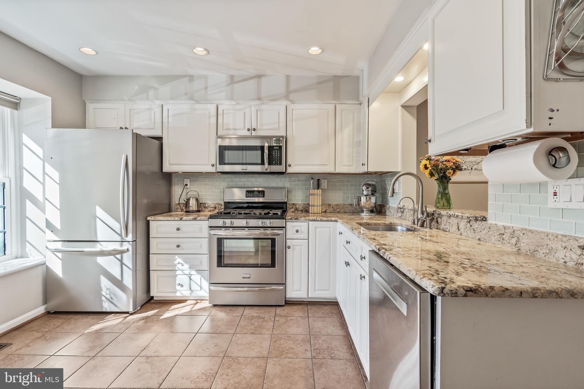 STONELEIGH - Residential Lease